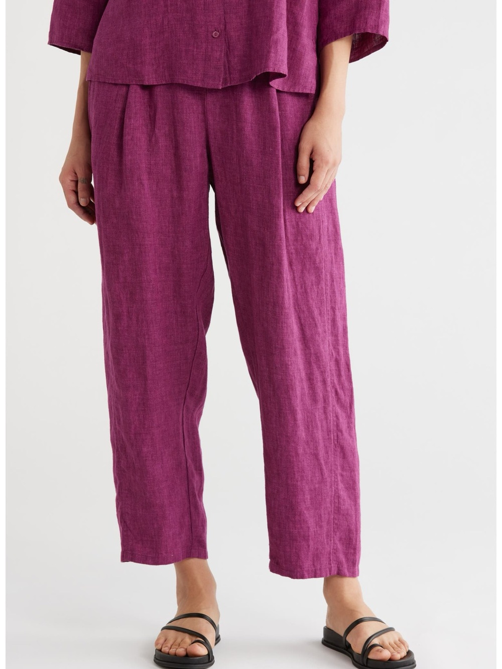 Eileen Fisher Organic Linen Cropped Lantern Pants | Berry | 1X - Picture 7 of 8